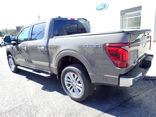 2025 Ford F-150 Lariat photo 3