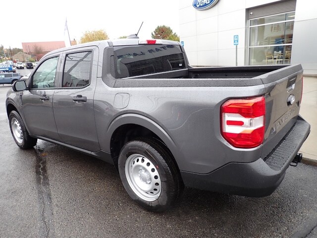 2025 Ford Maverick XL photo 2