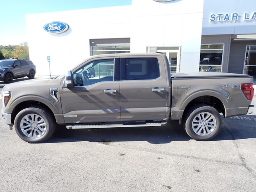 New 2025 Ford F-150 Lariat TRUCK