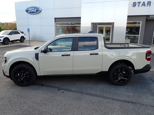 2025 Ford Maverick XLT photo 2