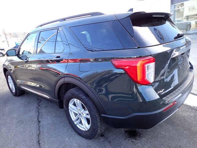 2022 Ford Explorer XLT photo 3