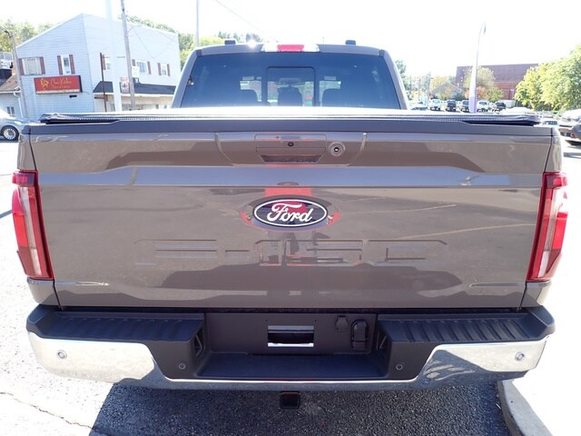 2025 Ford F-150 Lariat photo 4