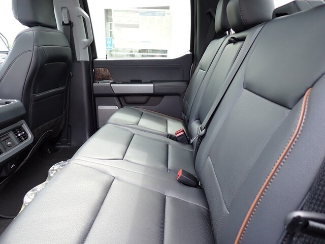 2025 Ford F-350 Super Duty Lariat - Photo 11