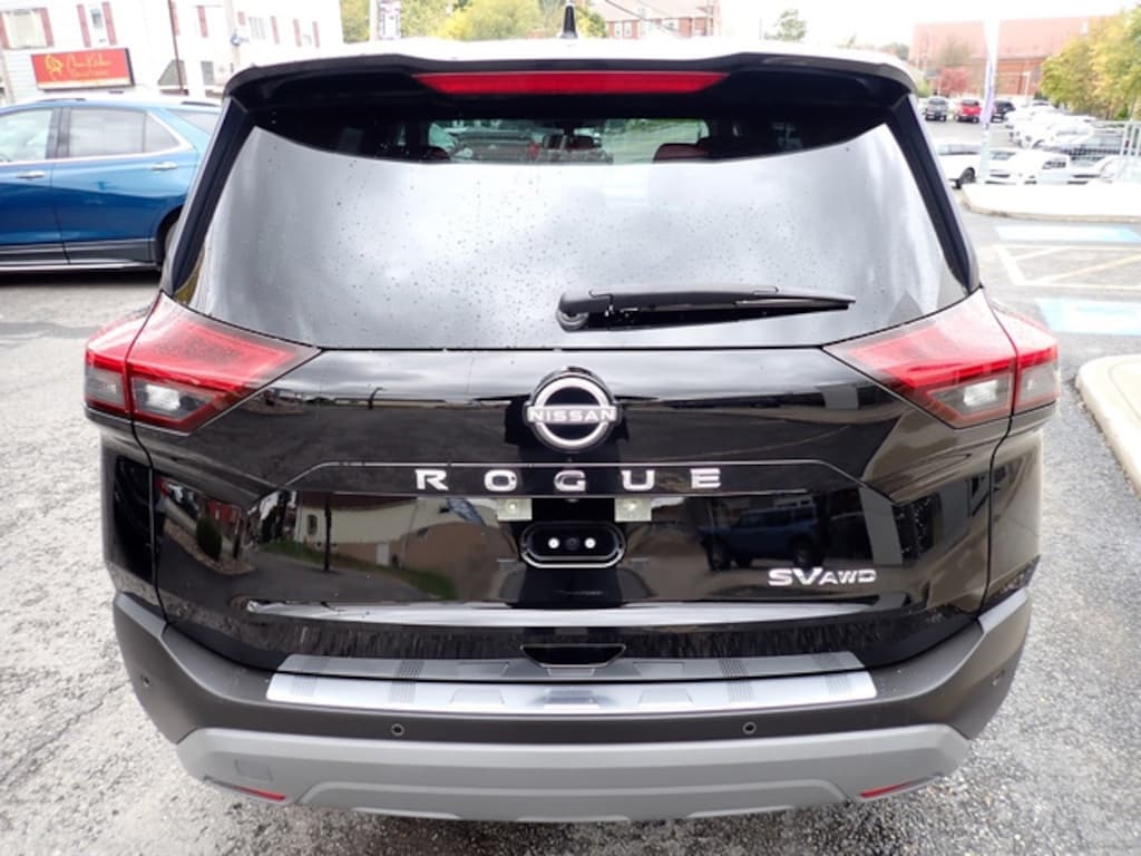Used 2023 Nissan Rogue SV SUV