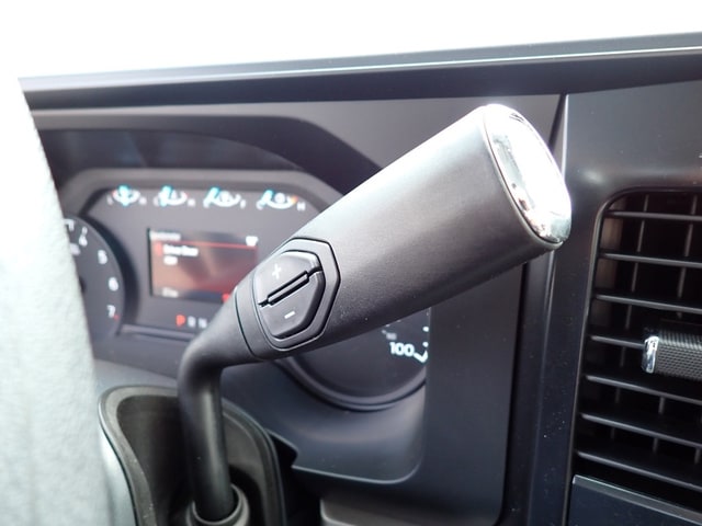 2025 Ford F-350 Super Duty XL - Photo 17