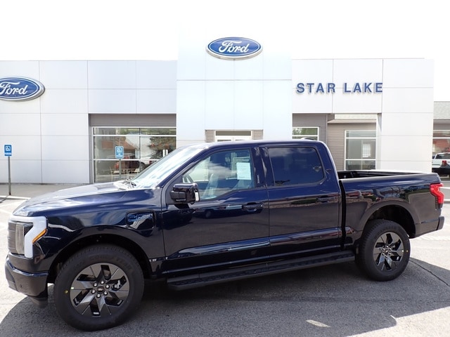 2025 Ford F-150 Lightning Lariat's photo
