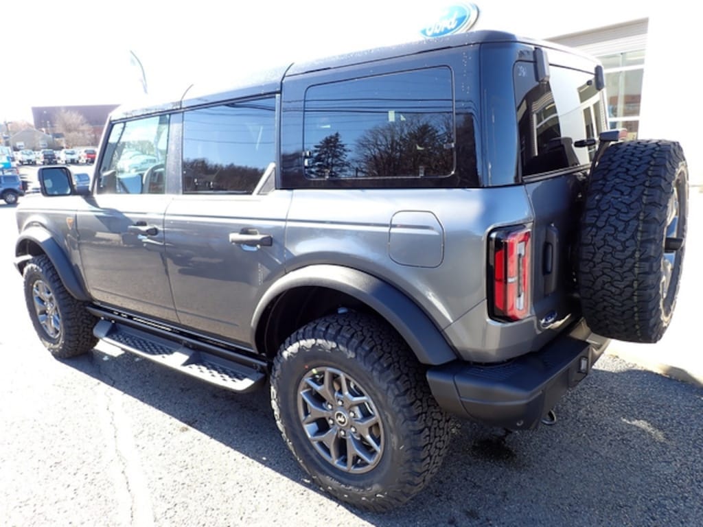 New 2025 Ford Bronco Badlands SUV