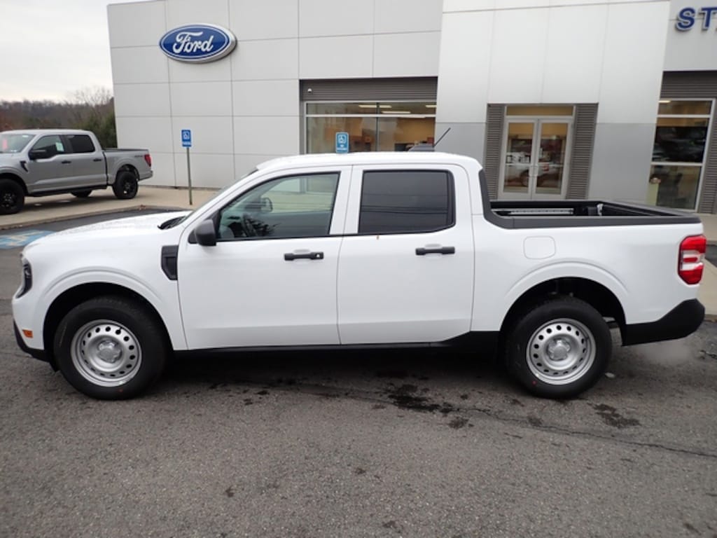 New 2025 Ford Maverick XL TRUCK