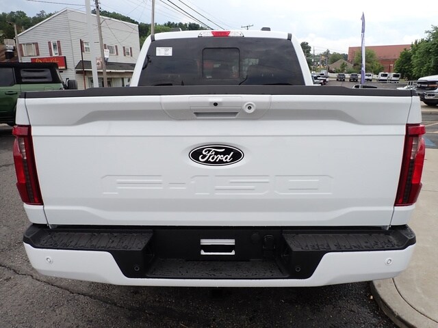 2025 Ford F-150 XLT photo 4