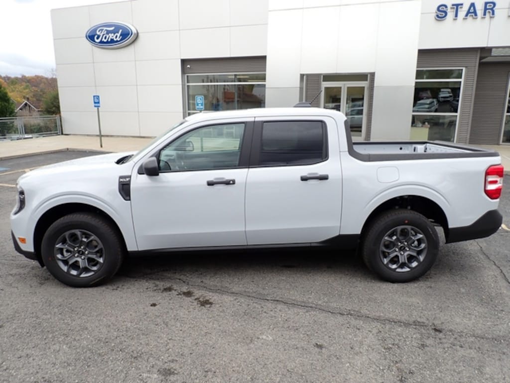New 2025 Ford Maverick XLT TRUCK