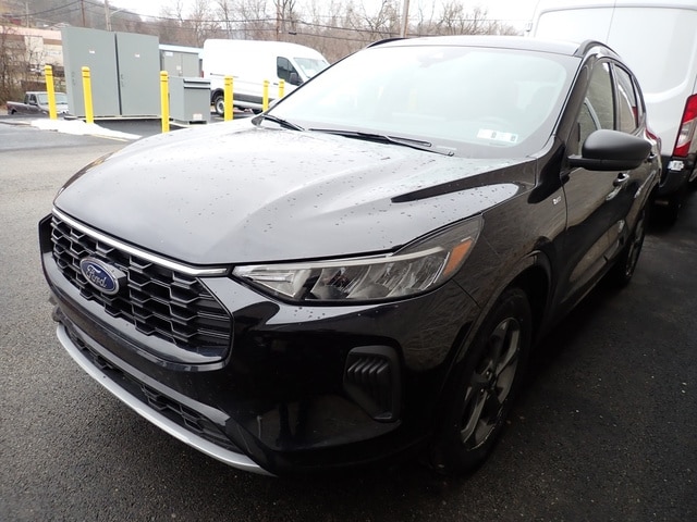 2023 Ford Escape Base's photo
