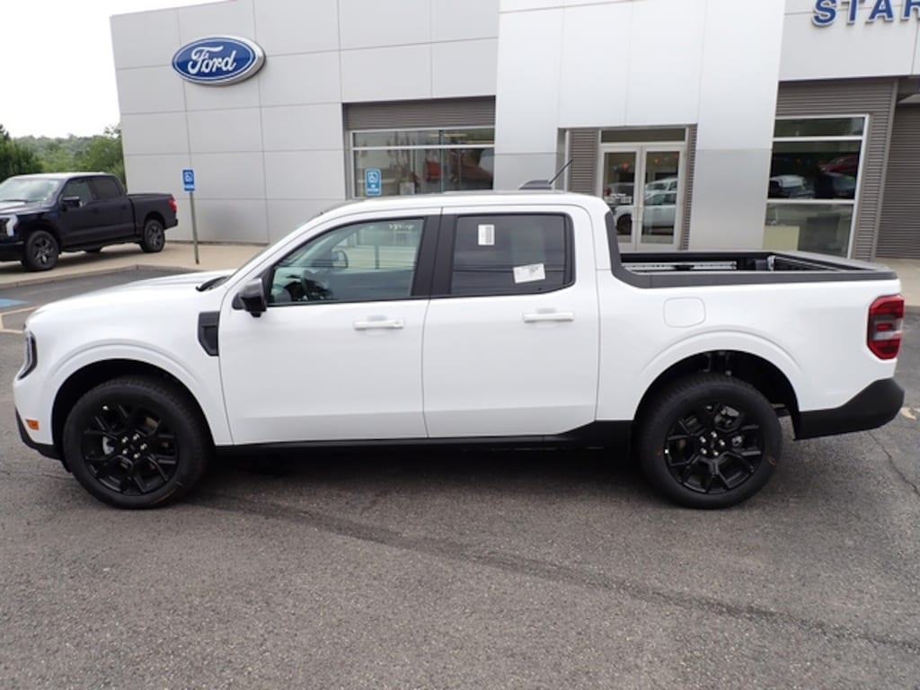 New 2025 Ford Maverick Lariat TRUCK