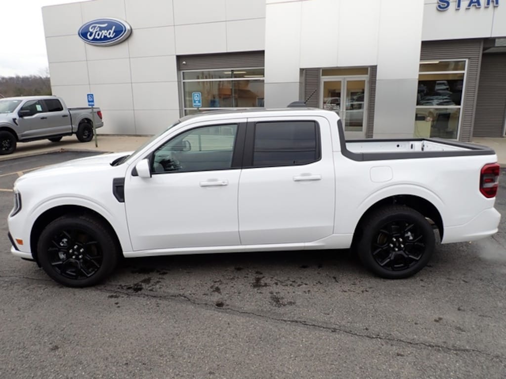New 2025 Ford Maverick Lobo Truck
