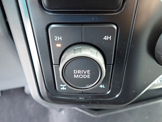 2025 Ford F-350 Super Duty XL - Photo 18