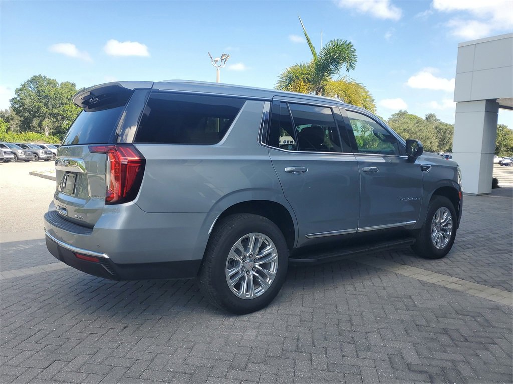 2023 Gmc Yukon SLT photo 2