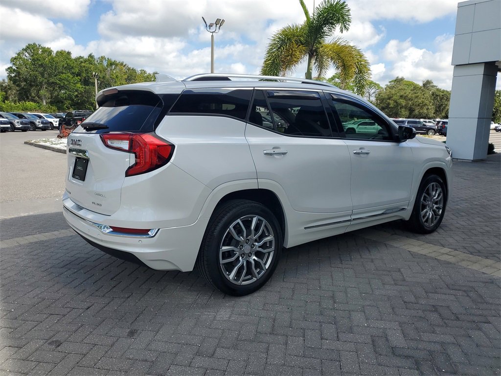 2022 Gmc Terrain Denali photo 4