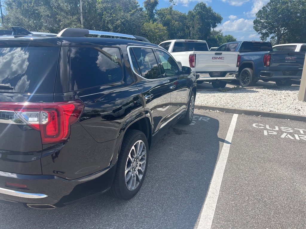 2023 Gmc Acadia Denali photo 3