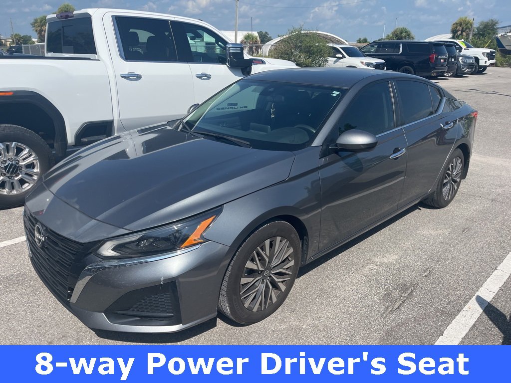 2023 Nissan Altima 2.5 SV photo 2