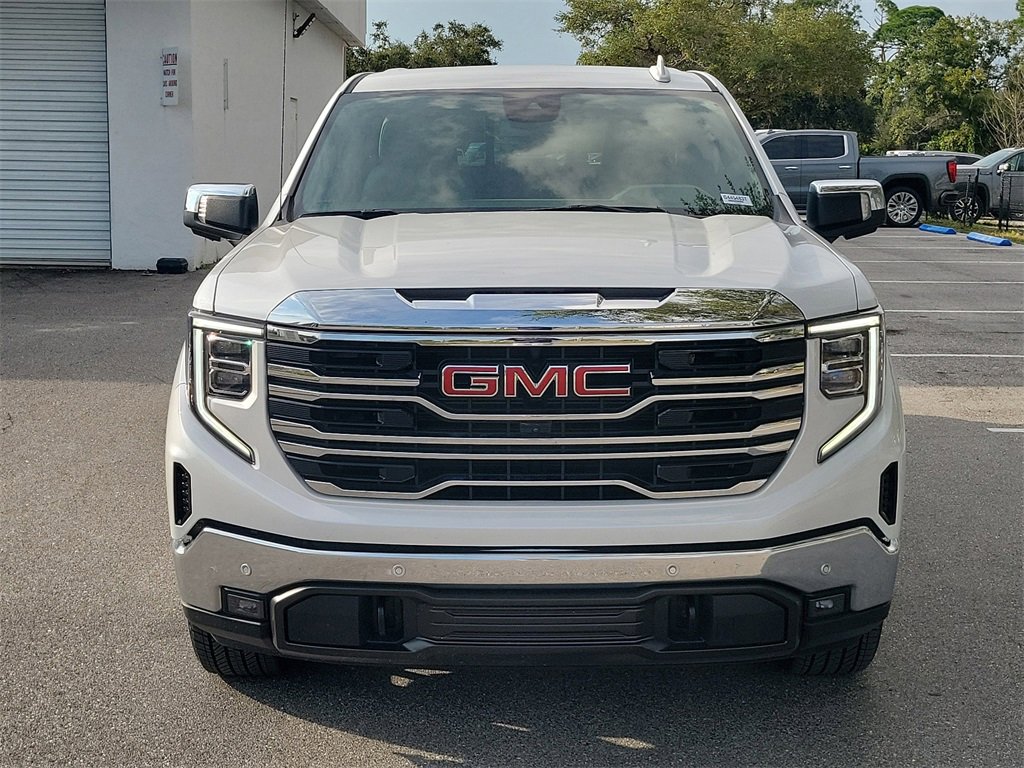 2024 Gmc Sierra 1500 SLT photo 2