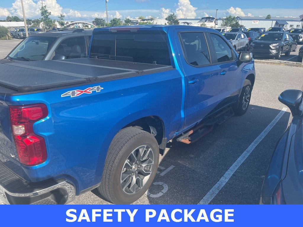 2024 Chevrolet Silverado 1500 LT photo 4