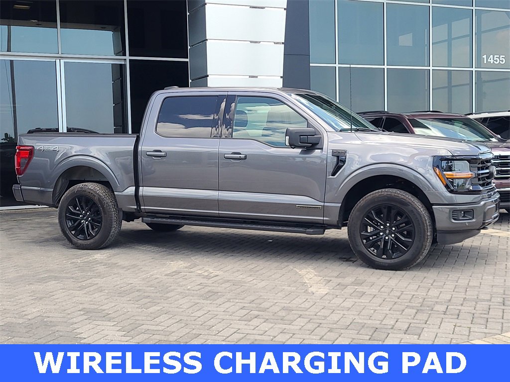 2025 Ford F-150 XLT photo 2