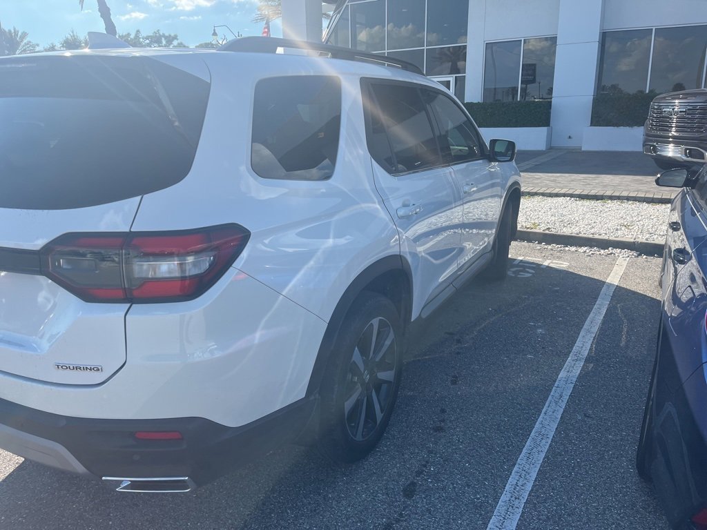 2024 Honda Pilot Touring photo 3