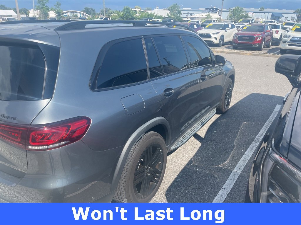 2021 Mercedes Benz GLS 450 4MATIC photo 4