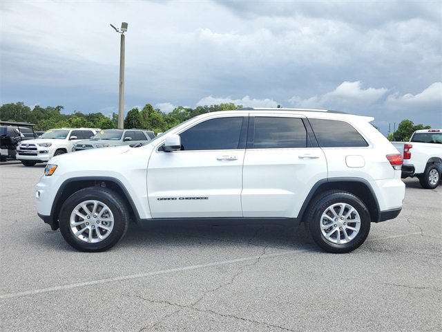 2021 Jeep Grand Cherokee Laredo photo 4