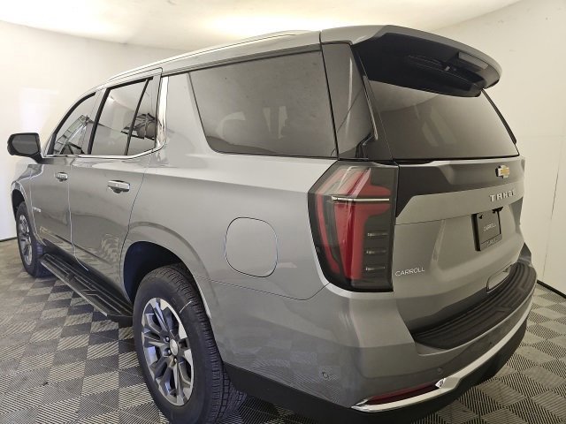 2025 Chevrolet Tahoe LS photo 3