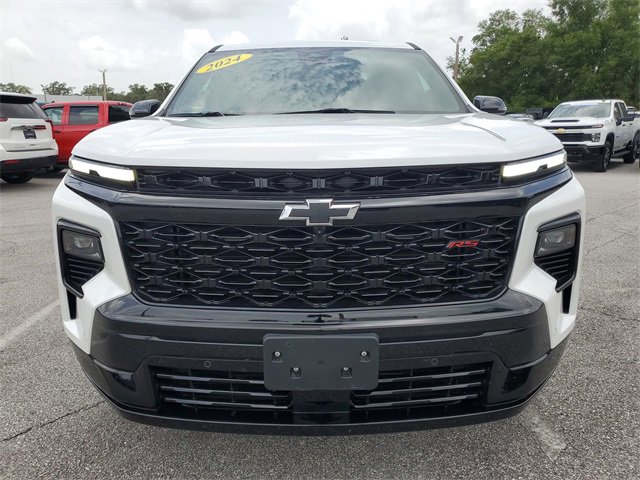 2024 Chevrolet Traverse RS photo 2
