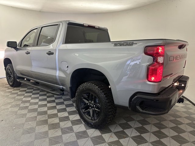 2025 Chevrolet Silverado 1500 Custom Trail Boss photo 3