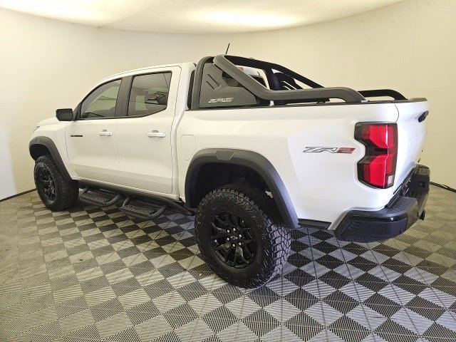2025 Chevrolet Colorado ZR2 photo 2