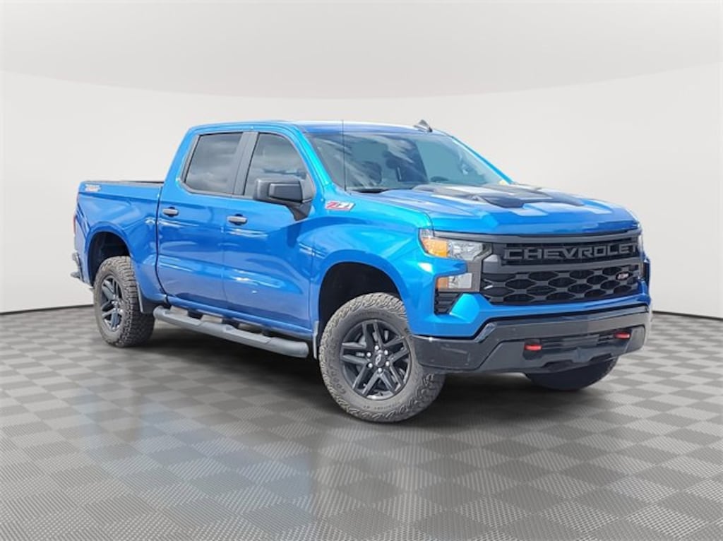 Used 2023 Chevrolet Silverado 1500 Custom Trail Boss Truck Crew Cab