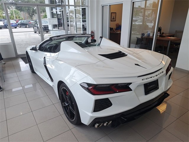 2023 Chevrolet Corvette Stingray 3LT photo 3