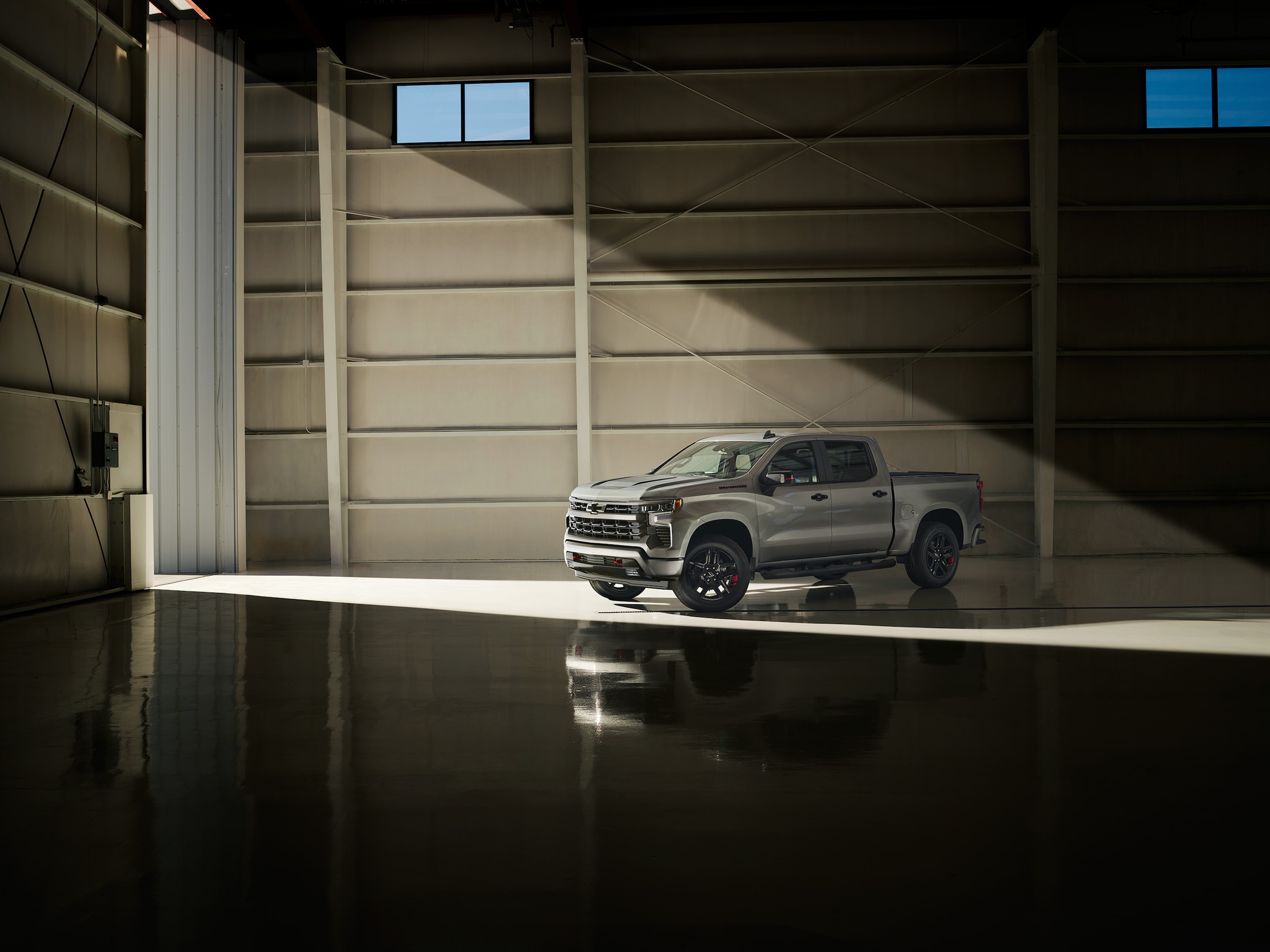 2024-Chevrolet-Silverado1500-LTZ-CrewCab.jpg