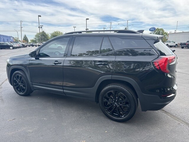 2020 Gmc Terrain SLE photo 3