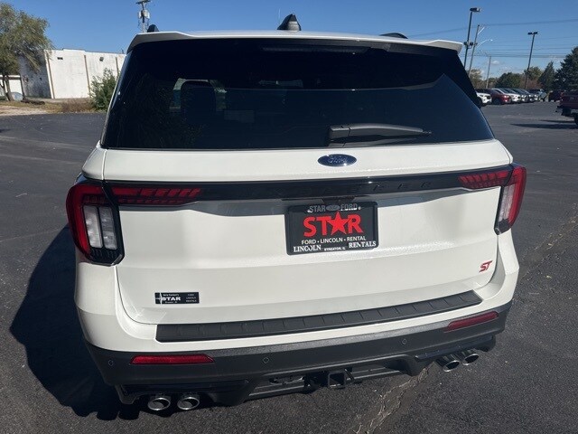 2026 Ford Explorer ST photo 4