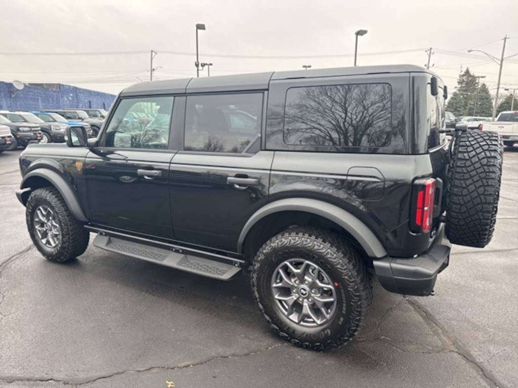 New 2025 Ford Bronco Badlands SUV