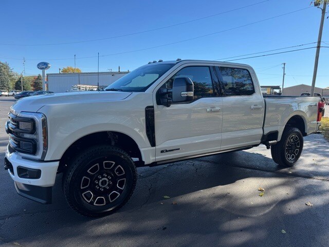 2026 Ford F-250 photo 2