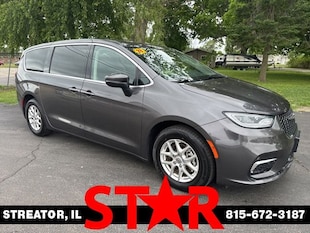 2023 Chrysler Pacifica Touring L Minivan/Van