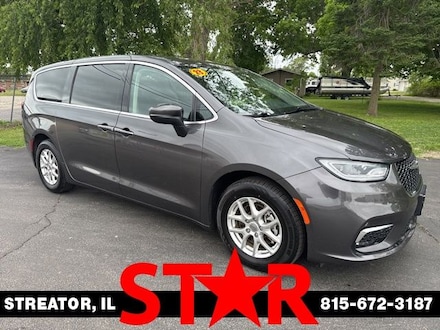 2023 Chrysler Pacifica Touring L Minivan/Van