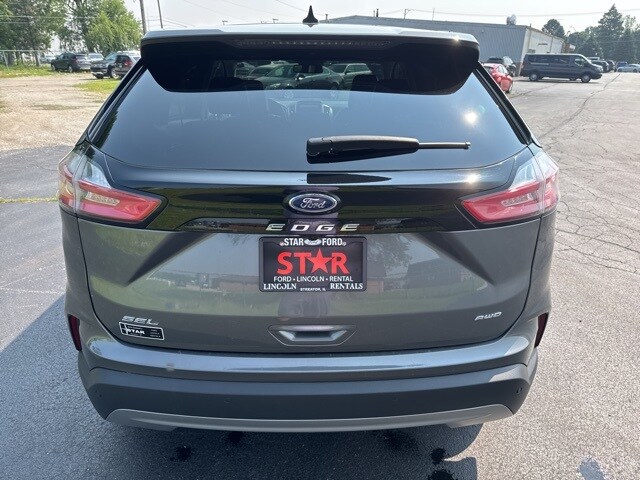2023 Ford Edge SEL photo 4