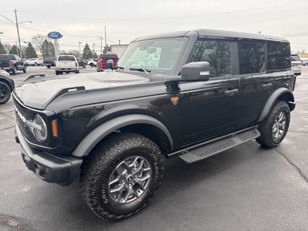 New 2025 Ford Bronco Badlands SUV