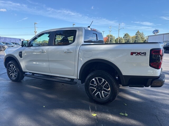 2025 Ford Ranger Lariat photo 3
