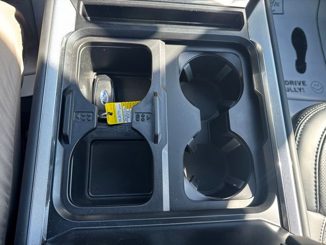 2026 Ford F-250 Super Duty Platinum - Photo 23