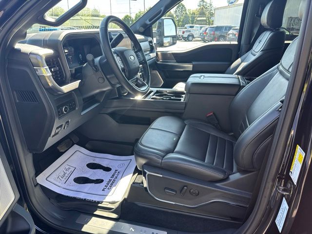 2026 Ford F-250 Super Duty Platinum - Photo 6
