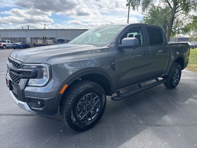 2025 Ford Ranger XLT photo 2