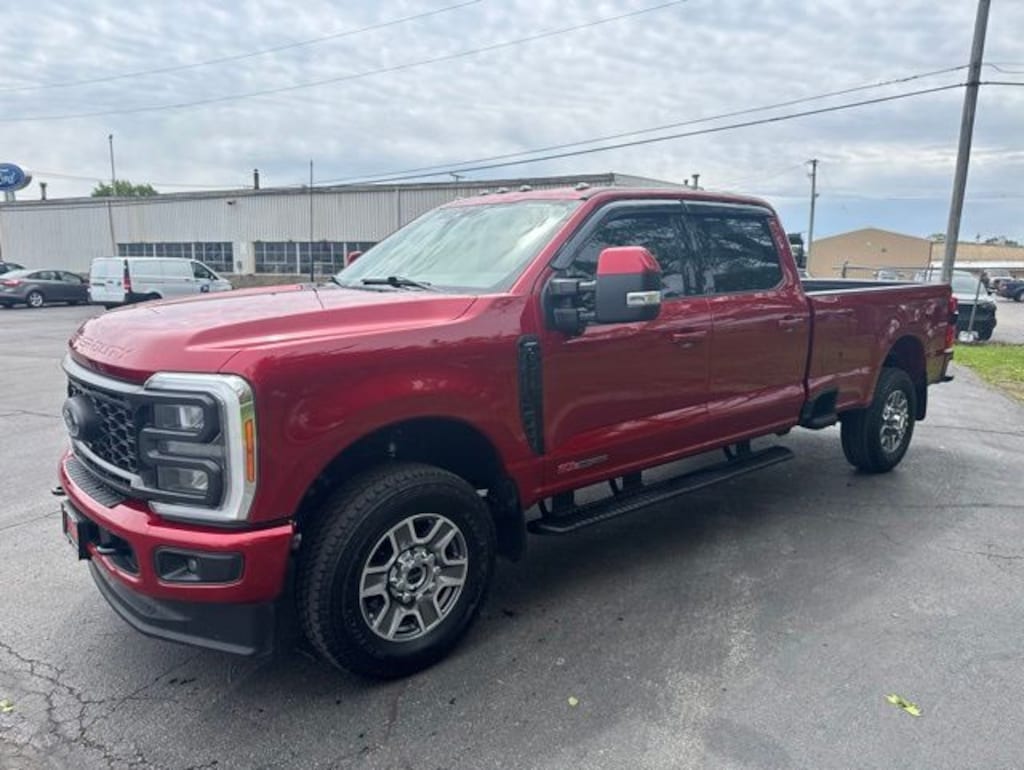Used 2023 Ford F-350SD Lariat Truck