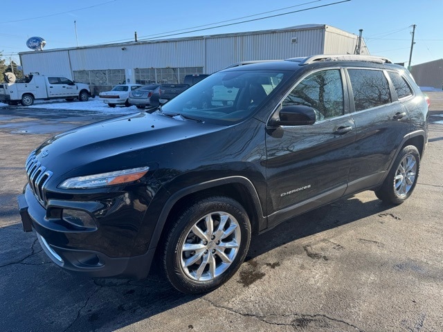 Used 2016 Jeep Cherokee Limited with VIN 1C4PJMDB0GW339783 for sale in Streator, IL