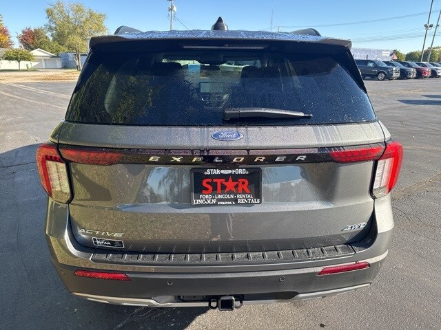 2026 Ford Explorer photo 4